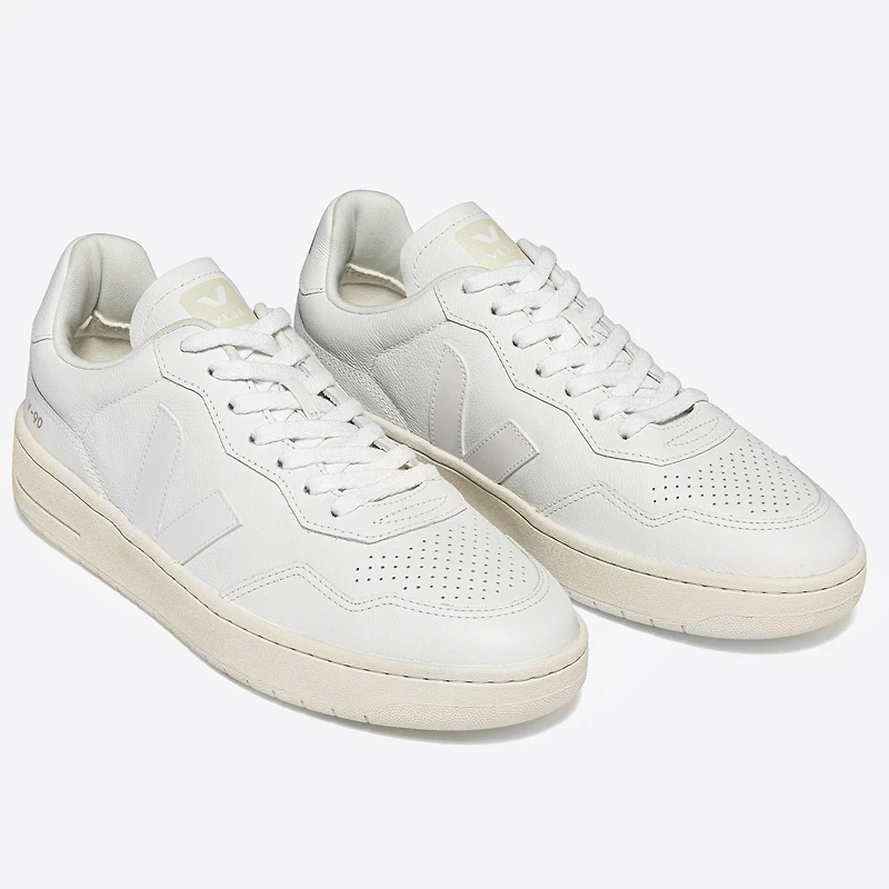 Unisex V-90 Leather Sneaker