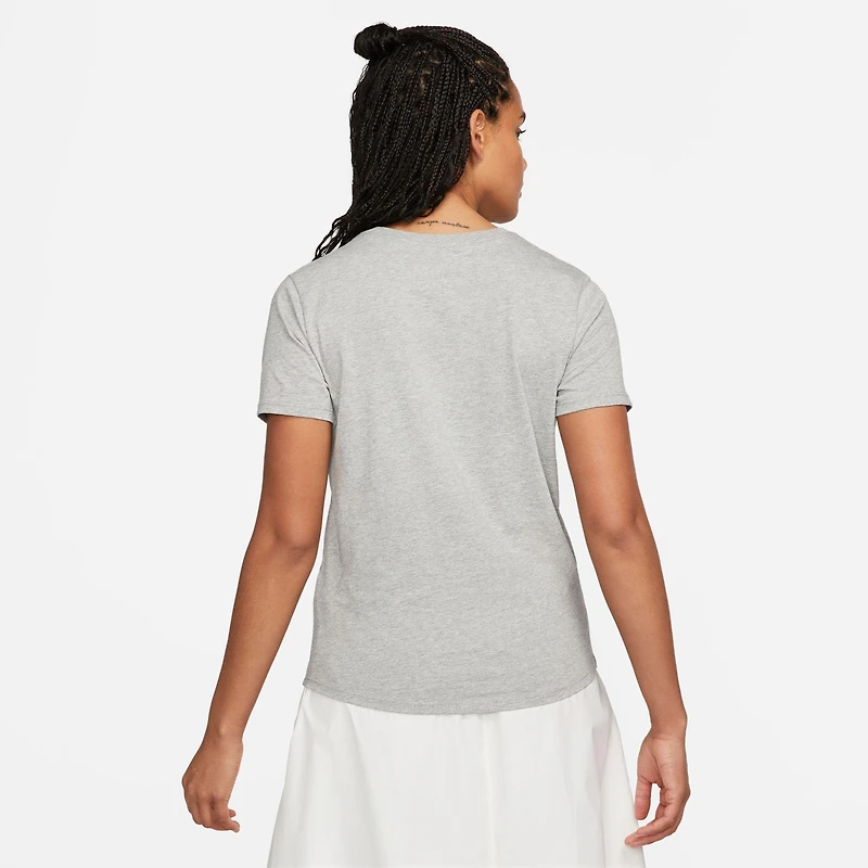 Women's Sportswear Club Essentials T-Shirt