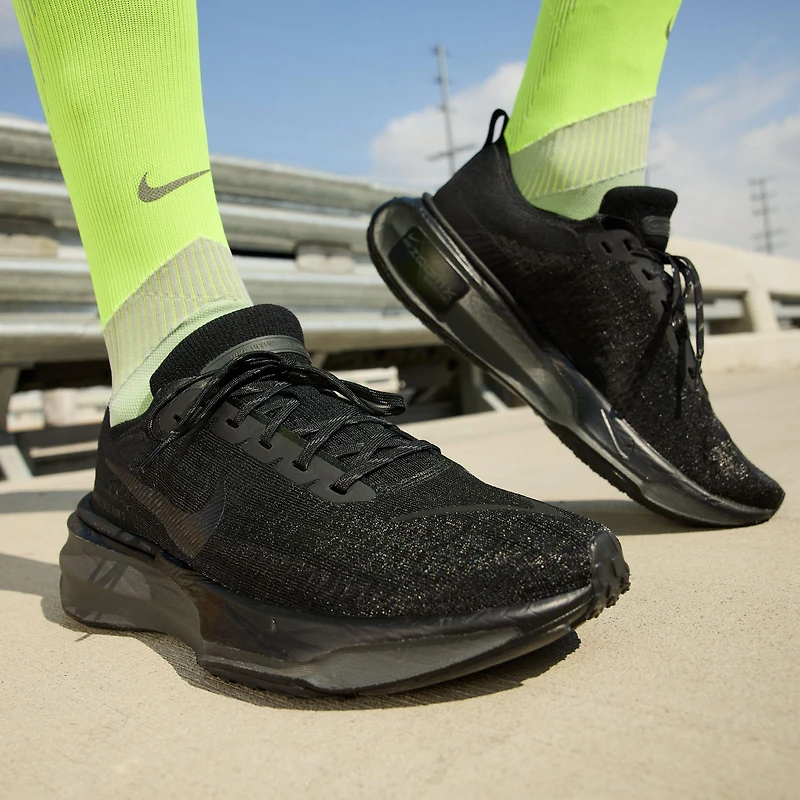 Men's Invincible Run 3 Running Shoe