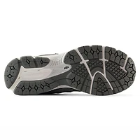 Men's 2002R Shoe