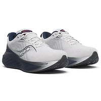 Men's Triumph 22 Running Shoe