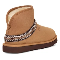Women's Classic Mini Crescent Boot