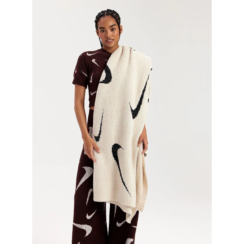 Phoenix Cozy Boucle Blanket
