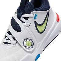 Kids' [11-3] Team Hustle D 11 Basketball Shoe