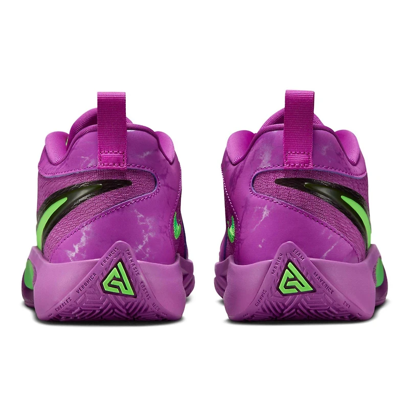Juniors' [3.5-7] Giannis Freak 6 Basketball Shoe