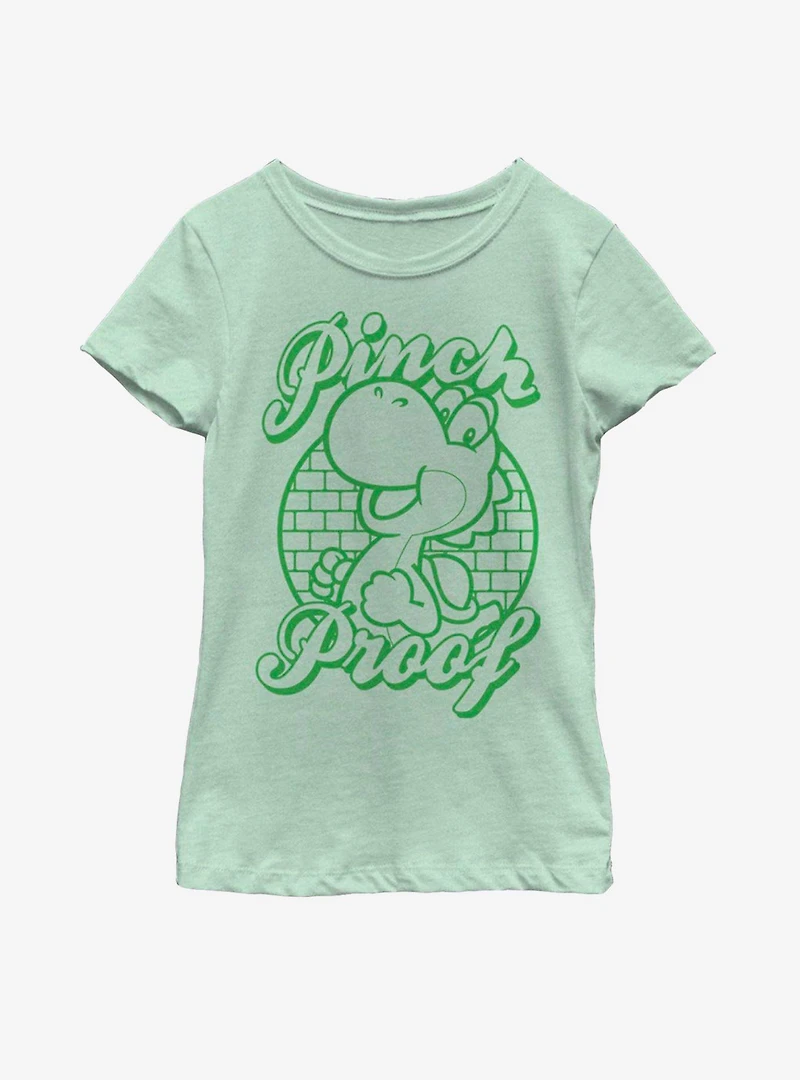 Nintendo Mario Pinch Proof Yoshi Youth Girls T-Shirt