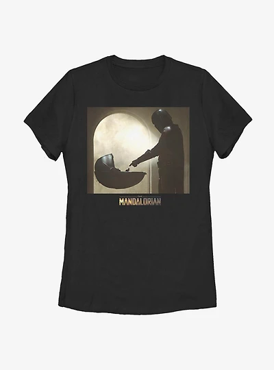 Star Wars The Mandalorian Boxed Scene Womens T-Shirt
