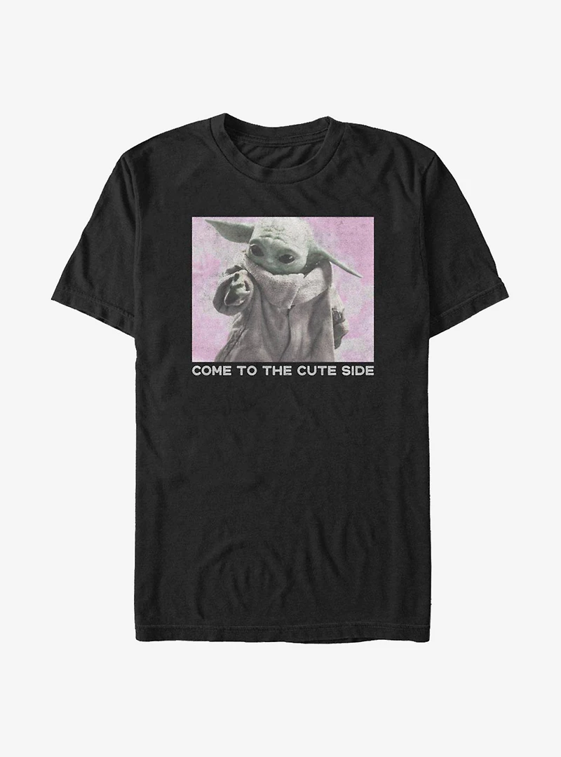 Star Wars The Mandalorian Child Cute Side Reach T-Shirt