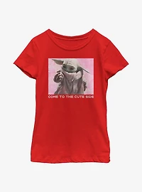 Star Wars The Mandalorian Child Cute Side Reach Youth Girls T-Shirt