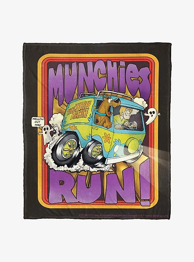 Scooby-Doo Munchies Run Throw Blanket