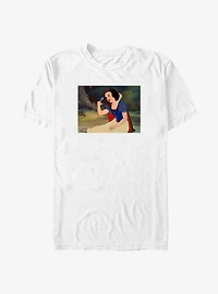 Disney Snow White And The Seven Dwarfs Singing Scene T-Shirt
