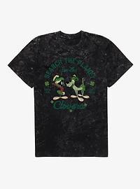 Looney Tunes Marvin The Martian & K-9 Search For Clovers Mineral Wash T-Shirt