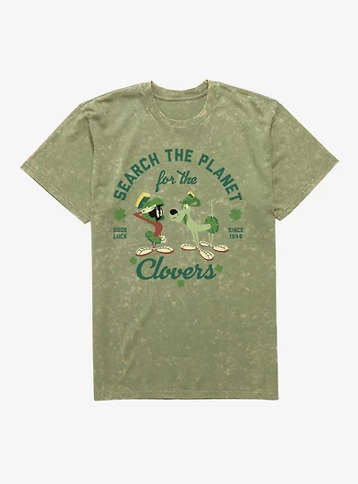 Looney Tunes Marvin The Martian & K-9 Search For Clovers Mineral Wash T-Shirt