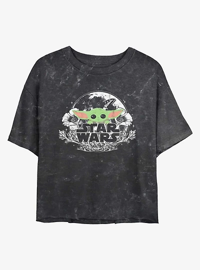 Star Wars The Mandalorian The Child Floral Mineral Wash Girls Crop T-Shirt