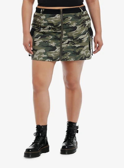 Green Camouflage Zipper Cargo Skirt Plus Size