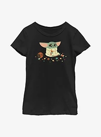 Star Wars The Mandalorian Grogu Eating Candies Youth Girls T-Shirt