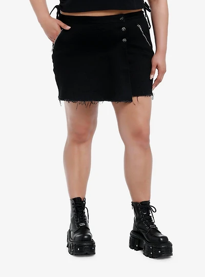 Black Zipper Frayed Denim Skort Plus Size