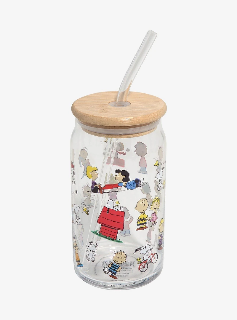 Peanuts Gang Glass Tumbler with Straw