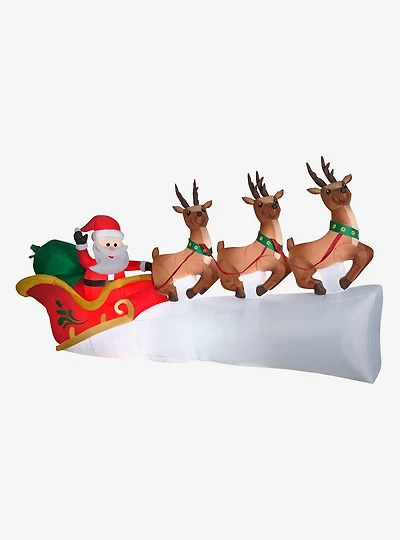 Santa's Sleigh with Flying Reindeer Airblown