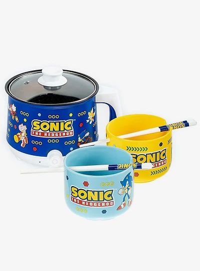 Sonic The Hedgehog Hot Pot with Ramen Bowls