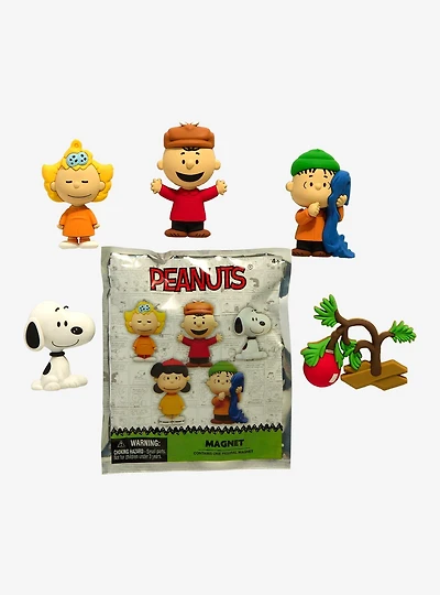 Peanuts Winter Blind Bag Magnet