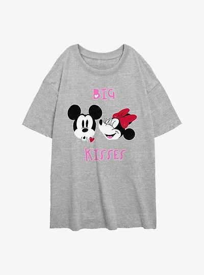 Disney Mickey Mouse and Minnie Big Kisses Womens Oversized T-Shirt