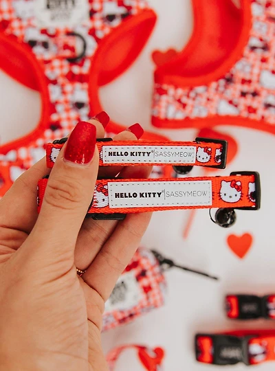 Sassy Meow Sanrio Hello Kitty Red Medium Cat Collar