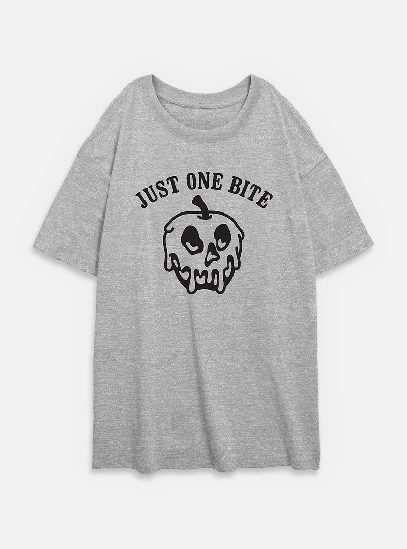 Disney Snow White and the Seven Dwarfs Just One Bite Apple Outline Womens Oversized T-Shirt