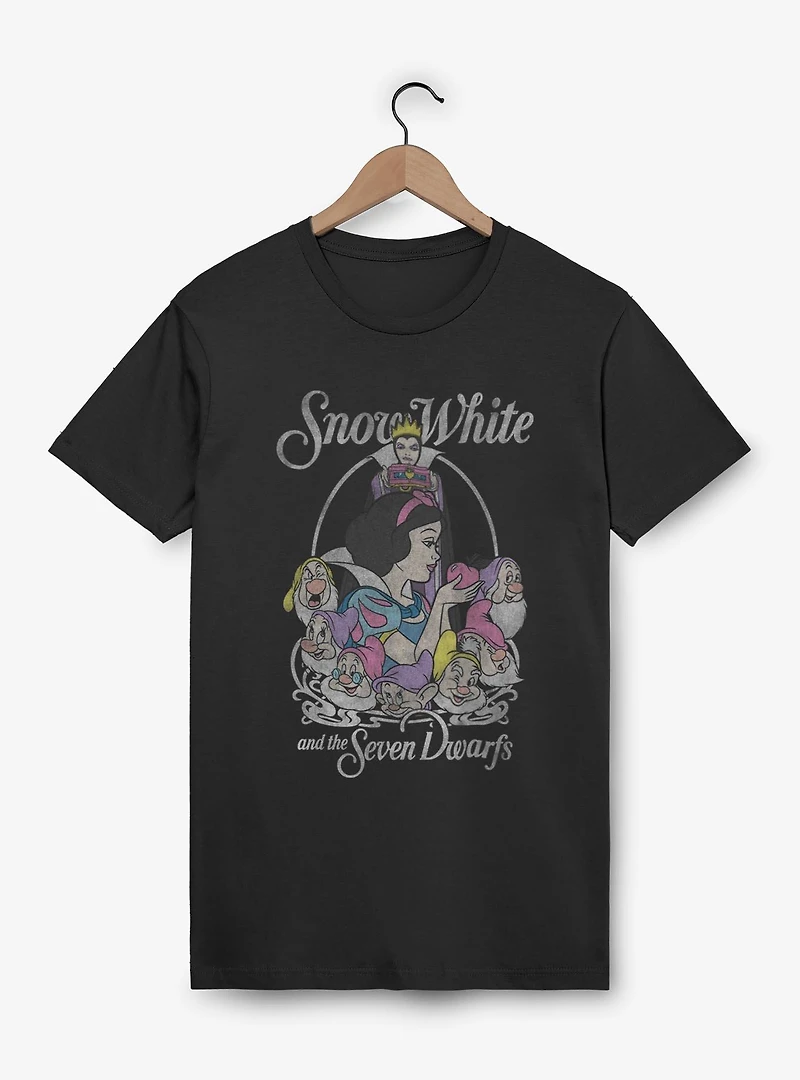 Disney Snow White and the Seven Dwarfs Retro Classic T-Shirt