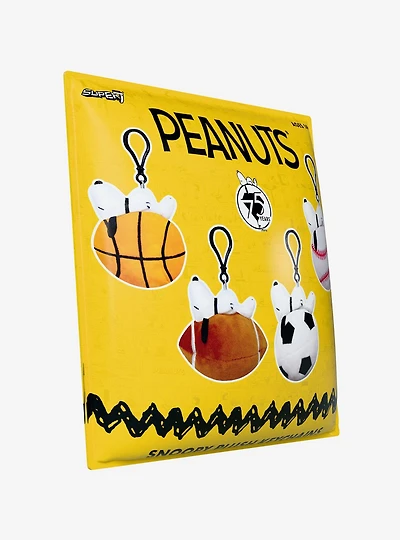 Super7 Peanuts Snoopy Sports Blind Bag Plush Bag Clip