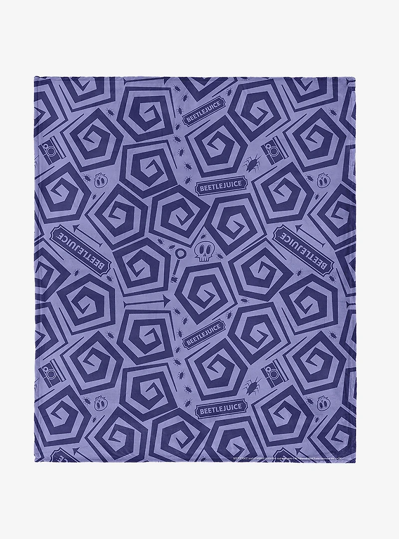 Beetlejuice Creepy Crawlies 40x50" Silk Touch Throw Blanket