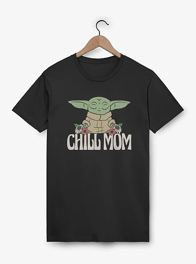 Star Wars The Mandalorian Chill Mom T-Shirt