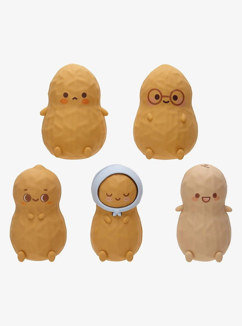 Smoko Peanut Familia Blind Box Figure