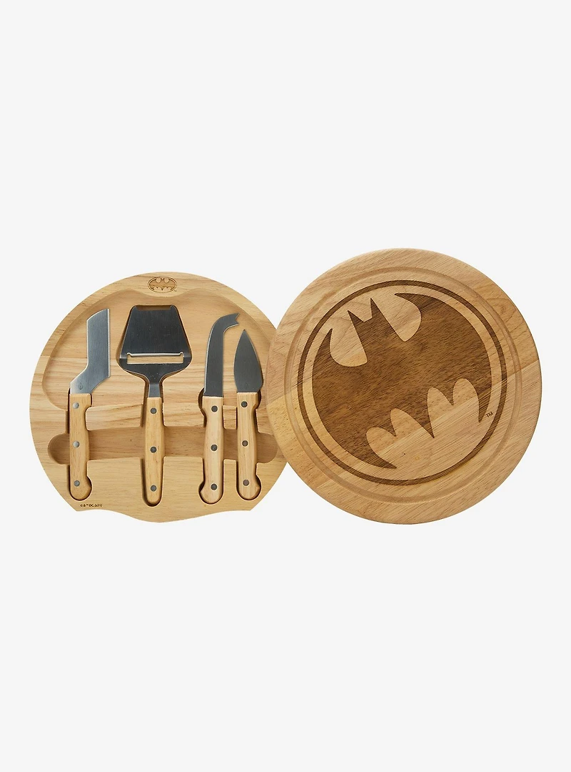 DC Comics Batman Logo Cutting Board and Tools