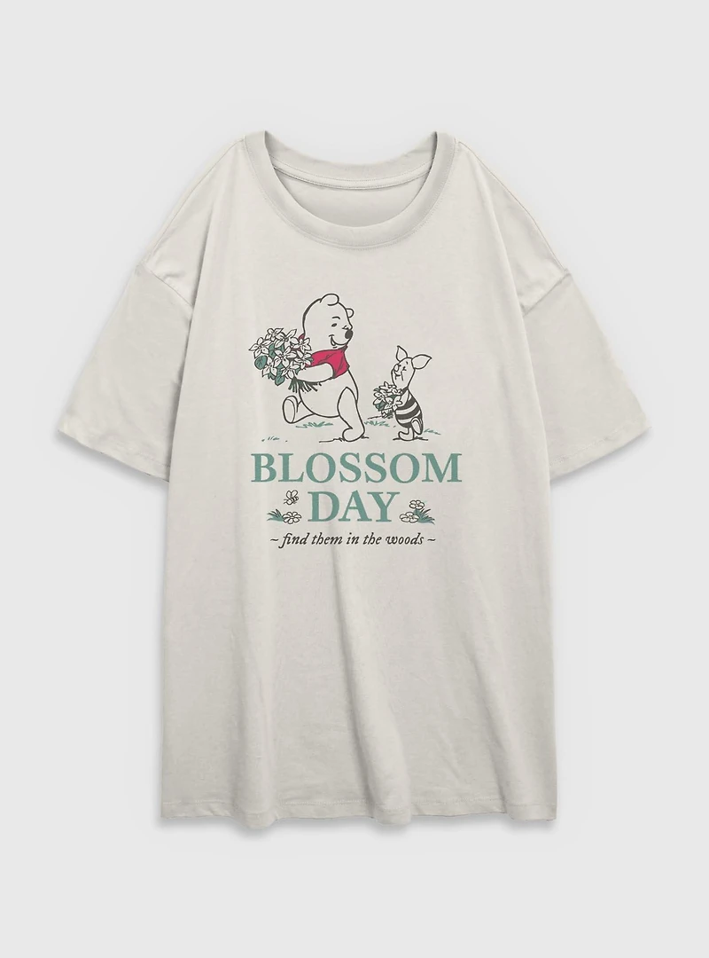 Disney Winnie The Pooh Blossom Day Womens Oversized T-Shirt