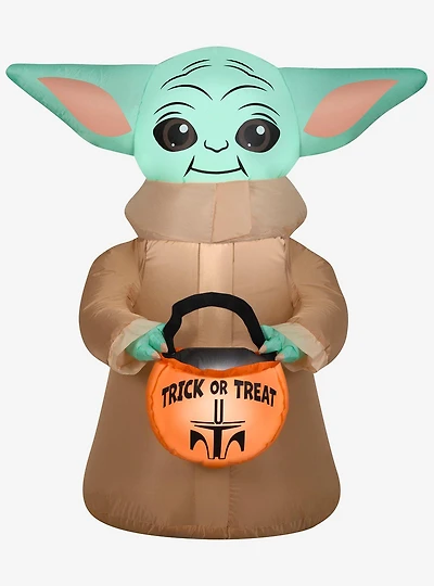 Star Wars The Mandalorian The Child with Treat Sack Airblown