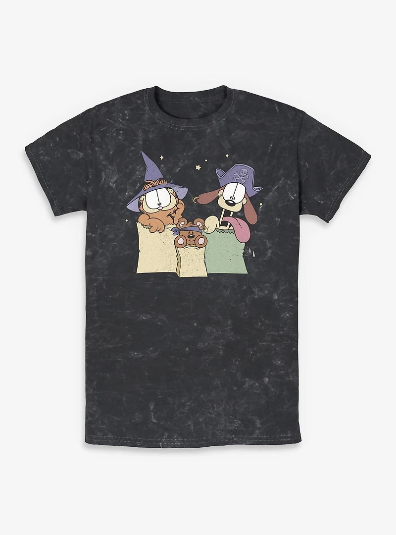 Garfield Spooky Friends Mineral Wash T-Shirt