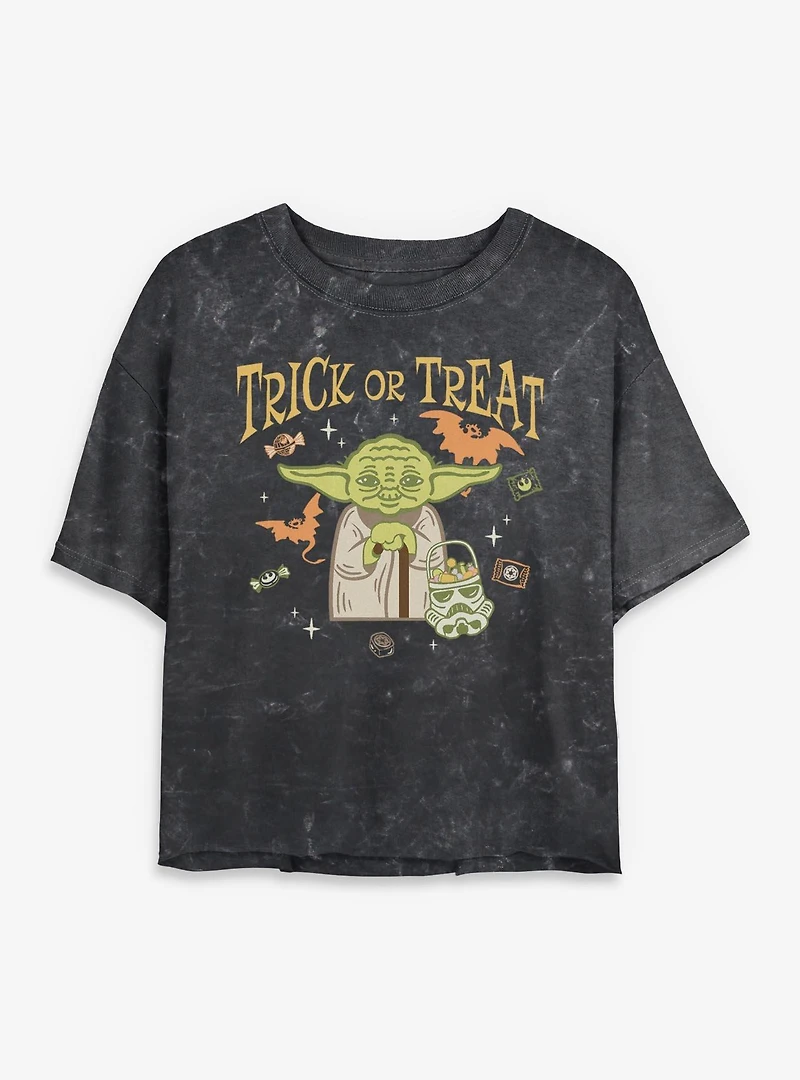 Star Wars Yoda Trick Or Treat Mineral Wash Womens Crop T-Shirt