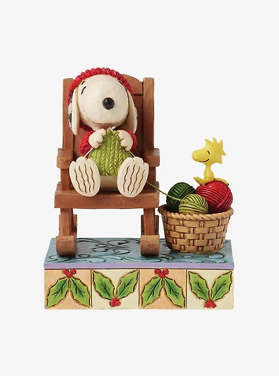 Peanuts Snoopy in Rocking Chair Figurine