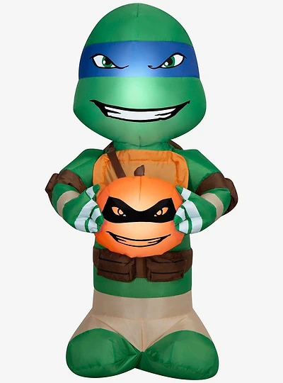 Teenage Mutant Ninja Turtles Big Head Leonardo with Pumpkin Airblown Inflatable