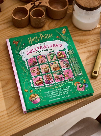 Harry Potter Official Sweets & Treats Cookbook
