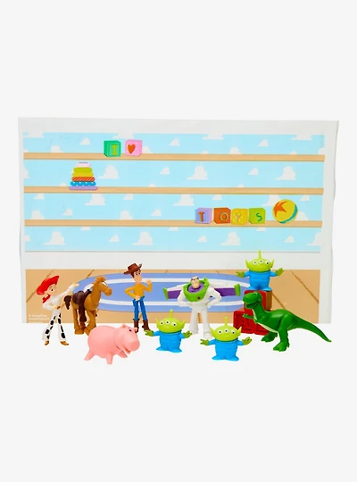 Disney Pixar Toy Story Critter Crate Mini Figure Set