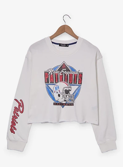 NFL New England Patriots Women's Cropped Crewneck - BoxLunch Exclusive
