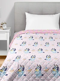 Bluey Cupcake Stars Quilted Throw Blanket