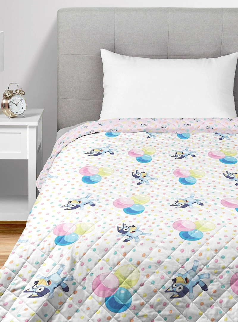 Bluey Balloon Celebration Quilted Throw Blanket