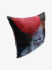 It A Red Balloon Throw Pillow
