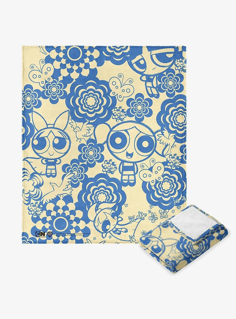 Powerpuff Girls Dream Scheme Silk Touch Throw Blanket