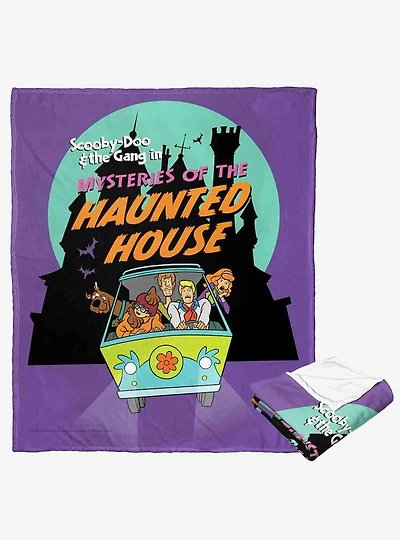 Scooby-Doo! Mysteries Of The Haunted House Silk Touch Throw Blanket