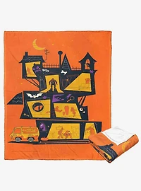 Scooby-Doo! Haunted House Silk Touch Throw Blanket