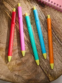 A Court of Thorns and Roses Pen Set